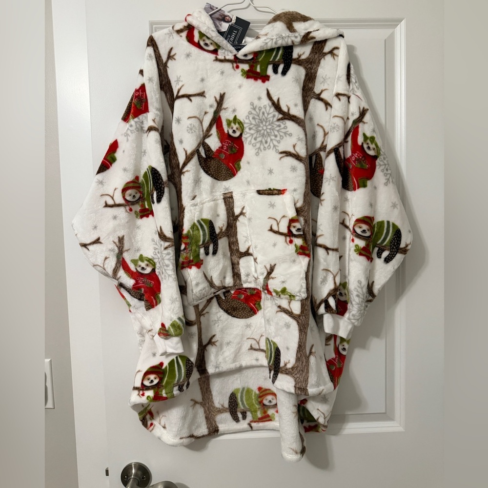 Snowy Festive Sloth Print Hooded Sweater - Throwzy Junior by Marlo Lorenz